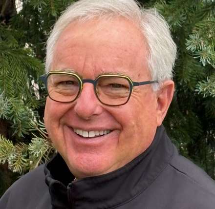 Gary M. Nataupsky D.M.D.  F.A.G.D.